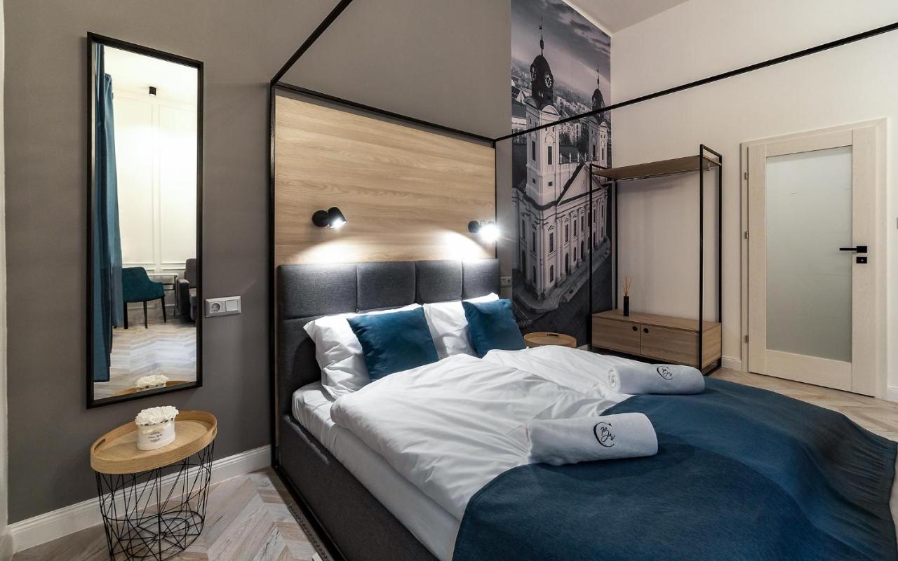 Catalog Boutique Rooms Debrecen Exterior photo