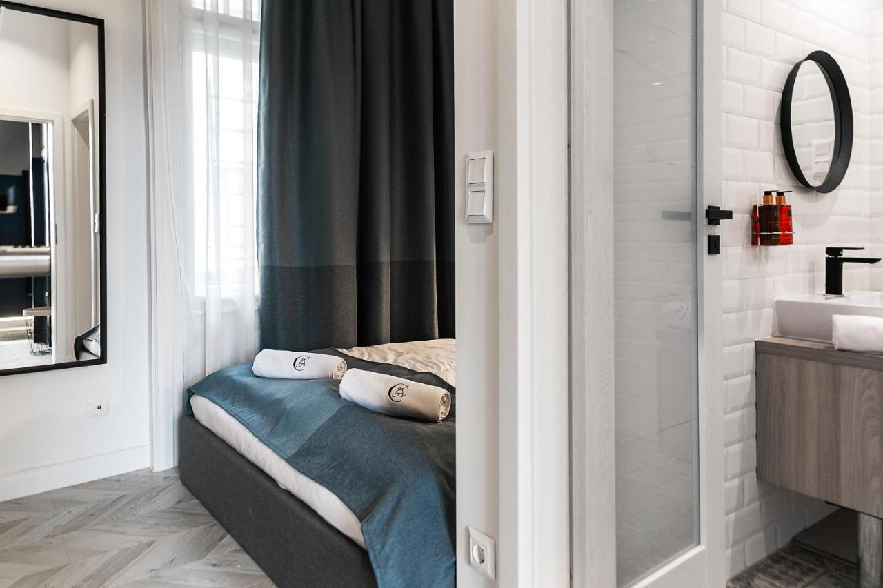 Catalog Boutique Rooms Debrecen Exterior photo